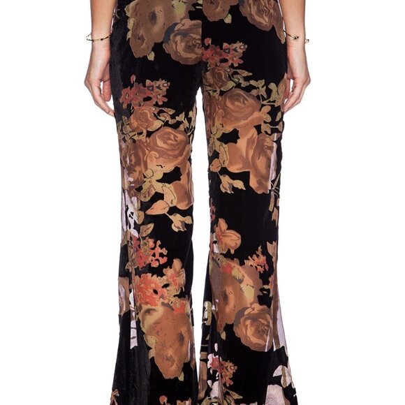 Flynn Skye Womens Black Floral Patty Flare Pant - Picture 7 of 14